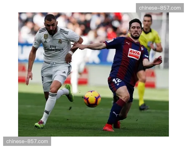 实时：勒阿弗尔通过快速边中结合打入一球，典型反击套路奏效